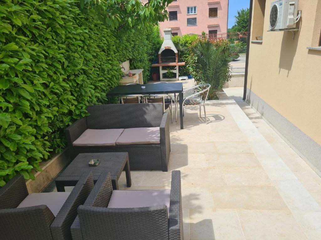 Villa Patricija-Apartmani Porec Luaran gambar