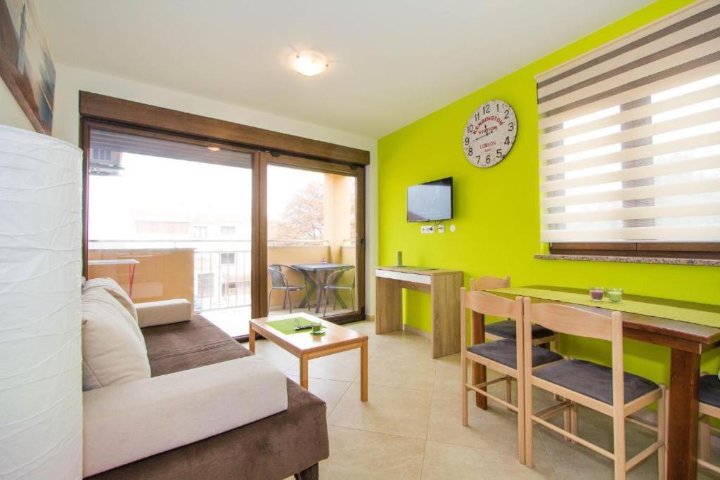 Villa Patricija-Apartmani Porec Luaran gambar