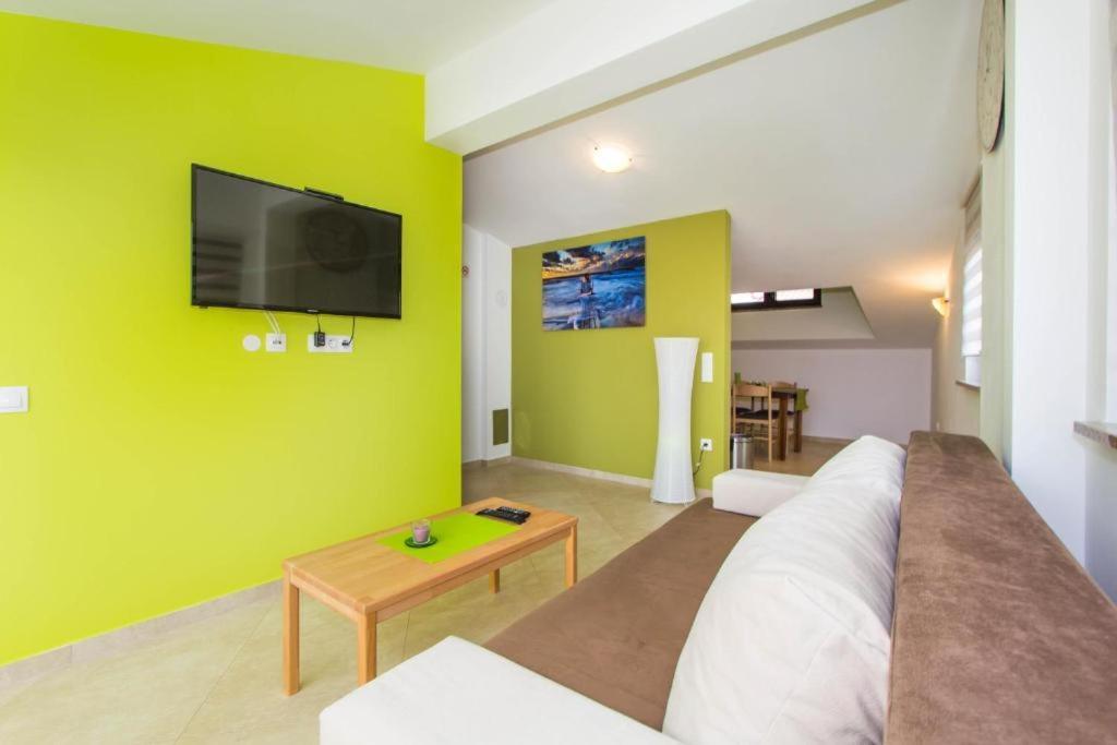 Villa Patricija-Apartmani Porec Luaran gambar