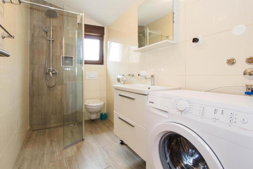 Villa Patricija-Apartmani Porec Luaran gambar